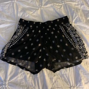 Black with pattern flowy shorts